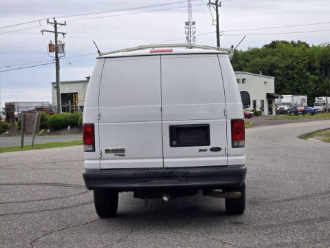 2014 Ford E-Series E-350 SD