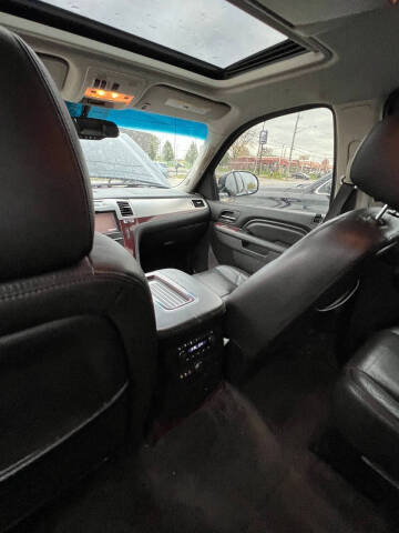 2014 Cadillac Escalade ESV Premium