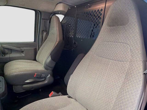 2022 Chevrolet Express 2500