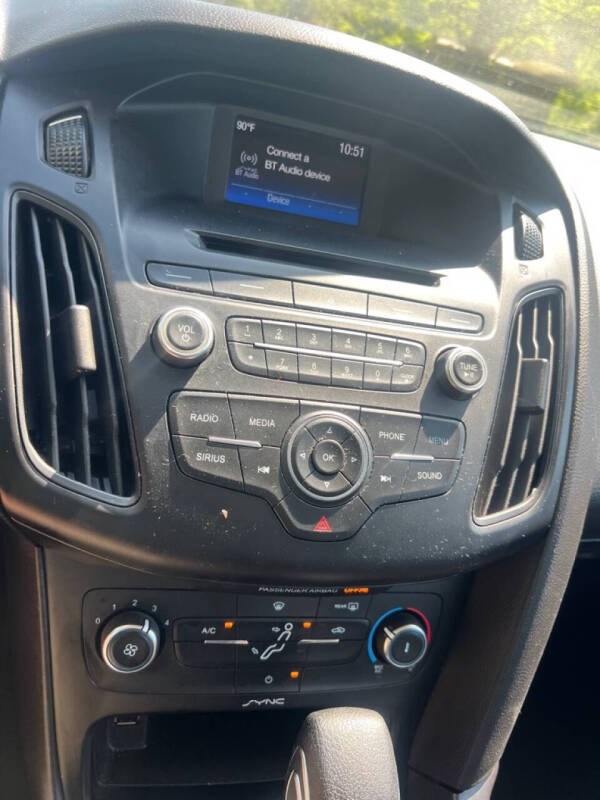 2017 Ford Focus SE