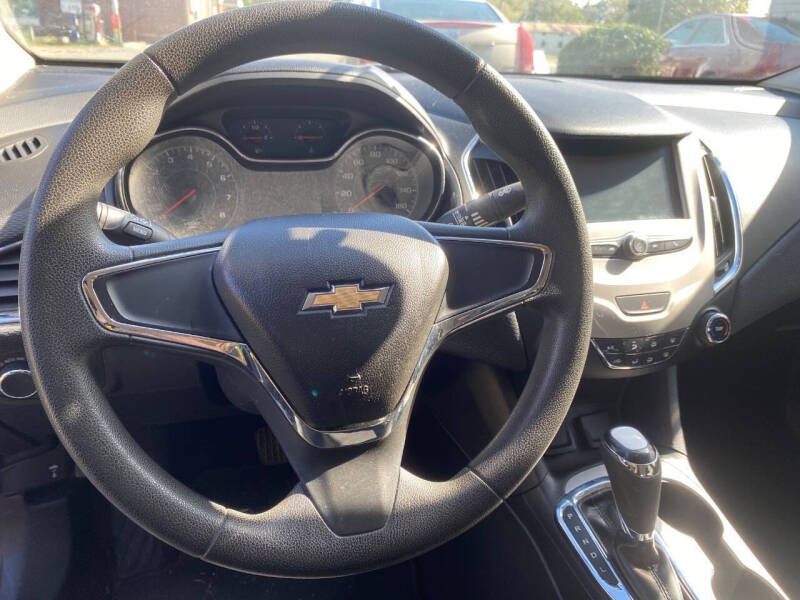 2018 Chevrolet Cruze LS Auto