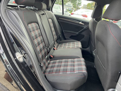 2017 Volkswagen Golf GTI S