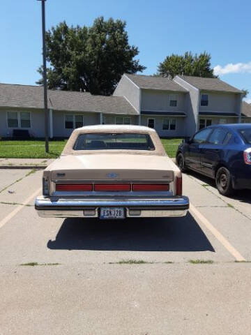 1984 Lincoln Town Car