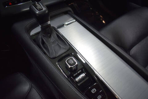 2018 Volvo XC90 T5 Momentum 7-Passenger