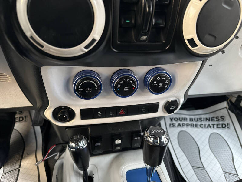 2014 Jeep Wrangler Unlimited Sahara