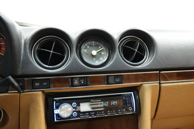 1984 Mercedes-Benz 380-Class 380 SL