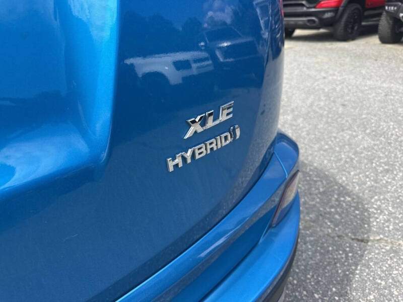 2018 Toyota RAV4 Hybrid XLE