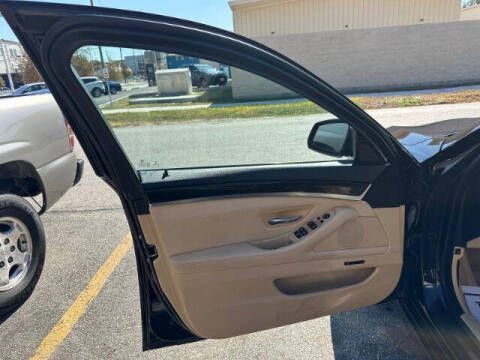 2015 BMW 5 Series 528i