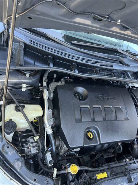 2012 Toyota Corolla LE