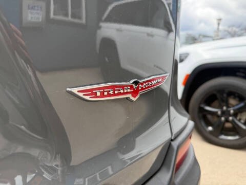 2023 Jeep Cherokee Trailhawk
