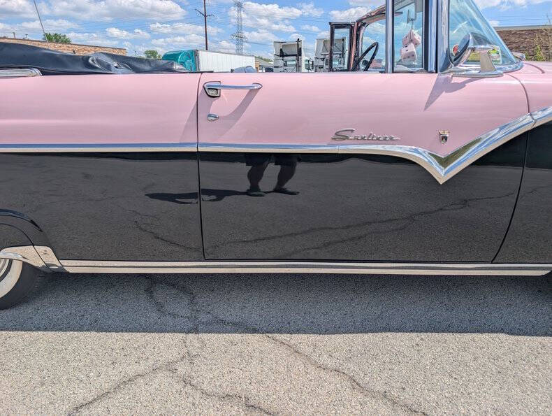 1955 Ford Sunliner