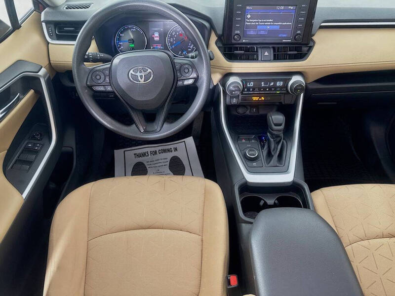 2021 Toyota RAV4 Hybrid XLE