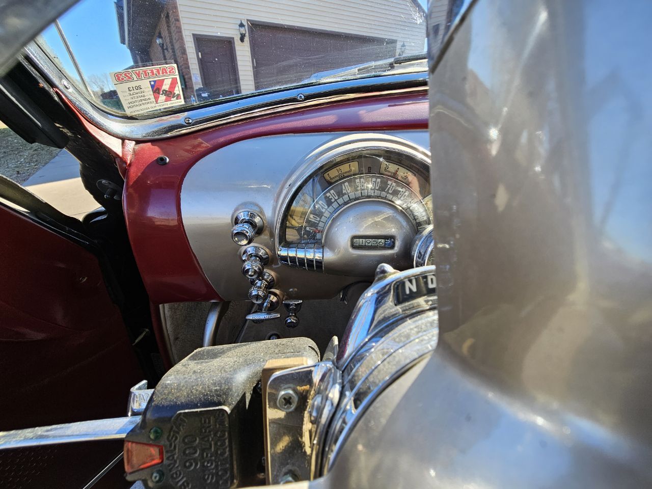 1949 Oldsmobile Futuramic 76 86