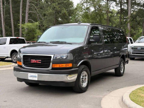 2017 GMC Savana LT 2500