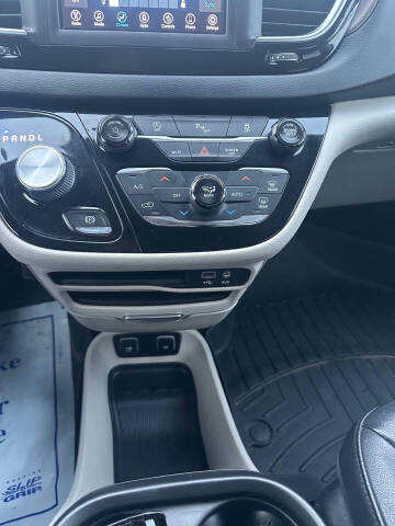 2019 Chrysler Pacifica Touring L
