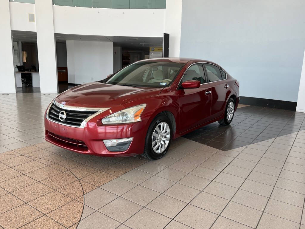 2013 Nissan Altima for sale at Auto Haus Imports in Grand Prairie, TX