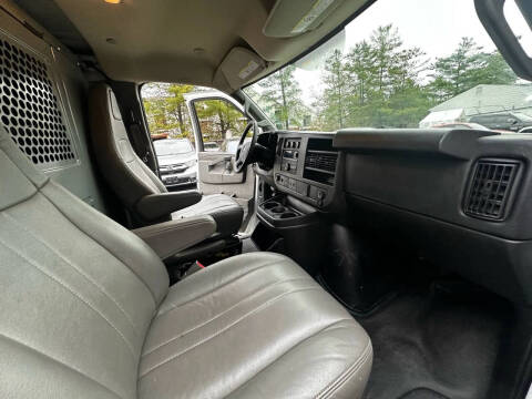 2017 Chevrolet Express 2500