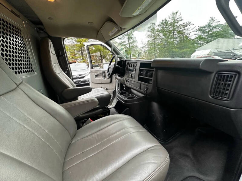 2017 Chevrolet Express 2500