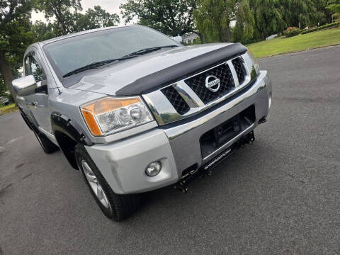 2010 Nissan Titan SE