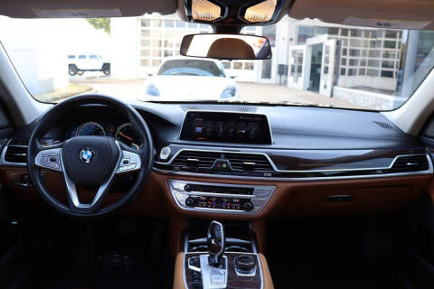 2017 BMW 7 Series 750i xDrive