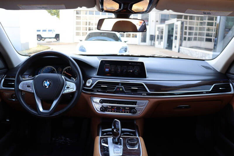 2017 BMW 7 Series 750i xDrive