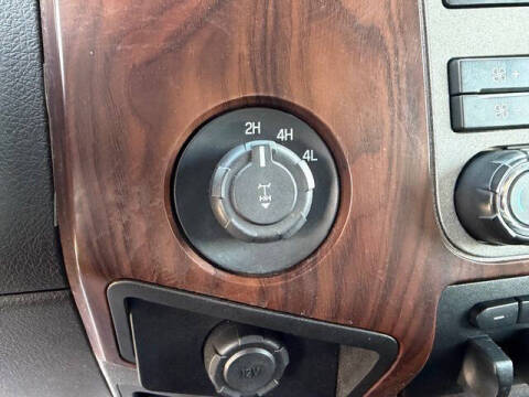 2011 Ford F-350 Super Duty Lariat