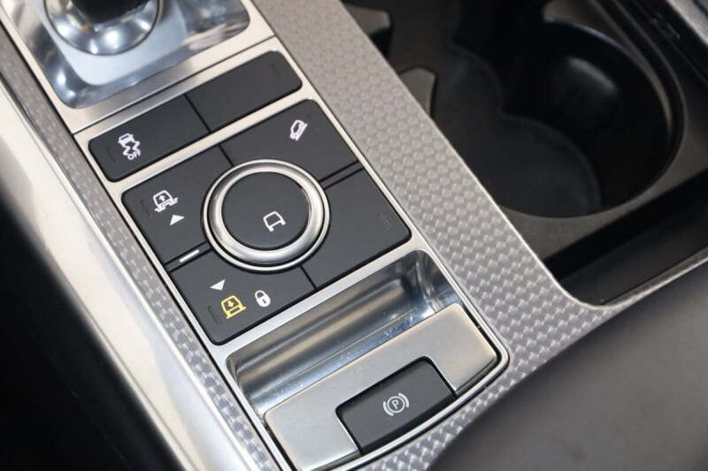 2020 Land Rover Range Rover Sport HST