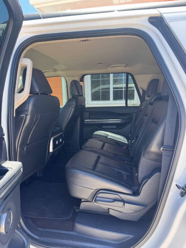 2023 Ford Expedition MAX XLT