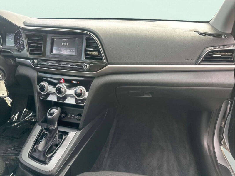 2019 Hyundai Elantra