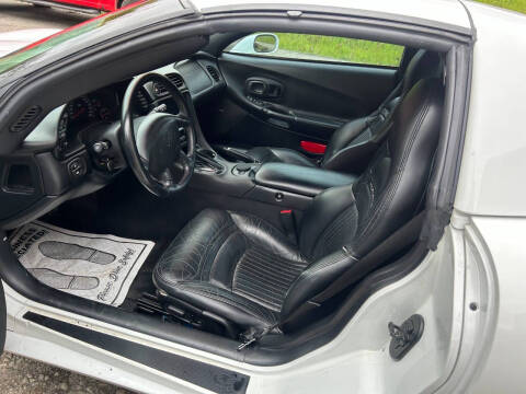 2004 Chevrolet Corvette