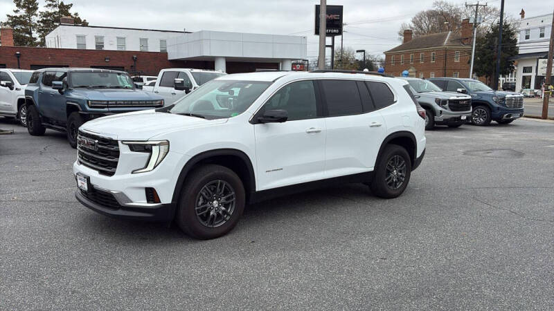 2025 GMC Acadia Elevation