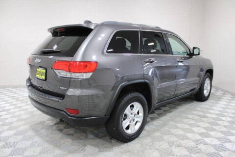 2017 Jeep Grand Cherokee Laredo