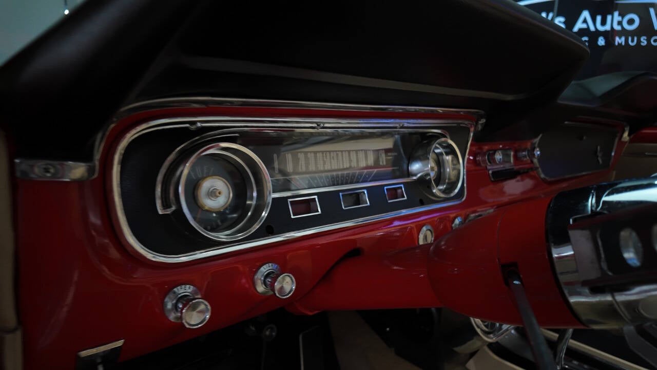 1965 Ford Mustang 46
