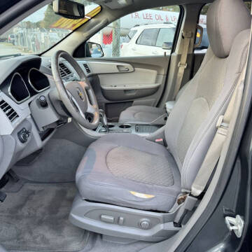 2011 Chevrolet Traverse LT