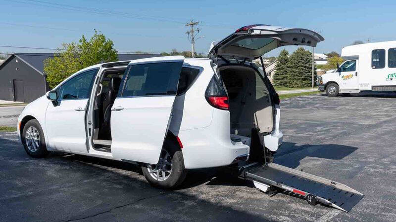 2023 Chrysler Pacifica Touring L