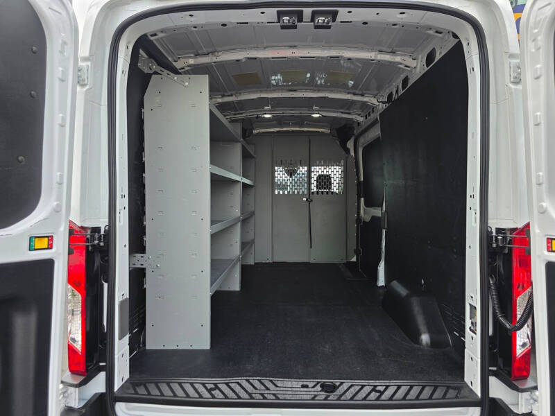 2023 Ford Transit 250
