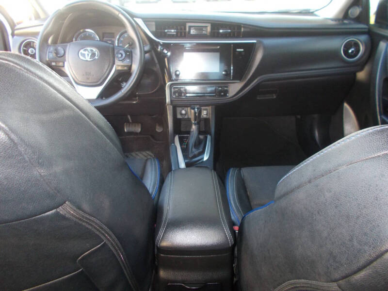 2017 Toyota Corolla SE