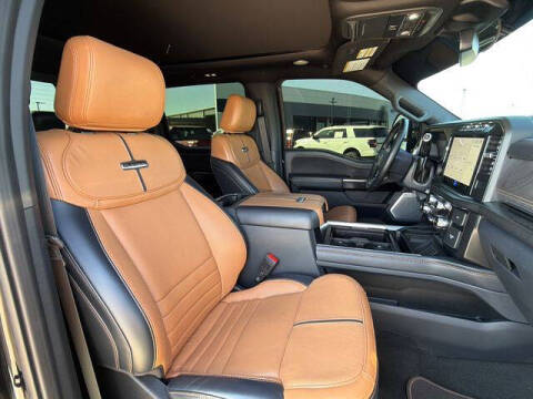 2023 Ford F-450 Super Duty Platinum