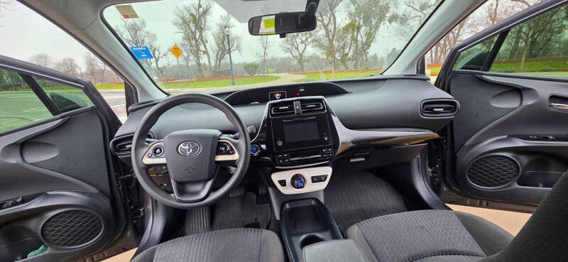 2016 Toyota Prius Two