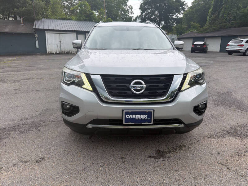 2017 Nissan Pathfinder Platinum