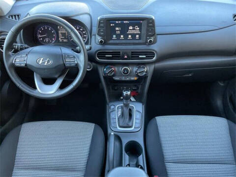 2021 Hyundai Kona SEL Plus