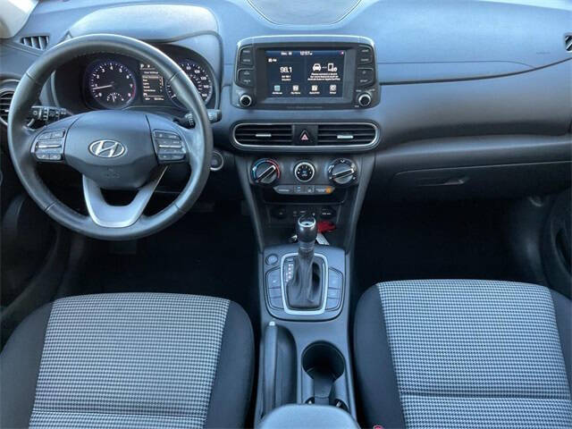 2021 Hyundai Kona SEL Plus