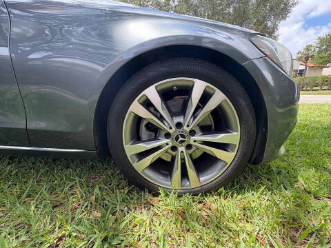 2018 Mercedes-Benz C-Class C 300