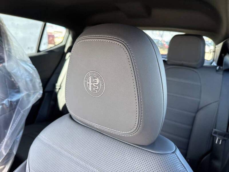 2025 Alfa Romeo Tonale Hybrid