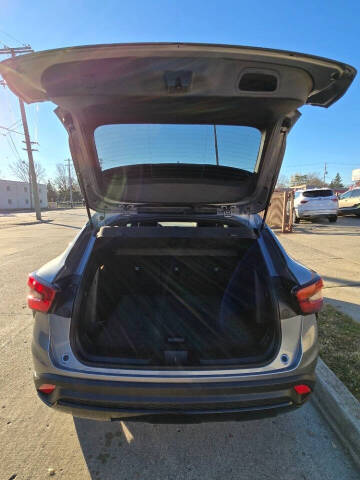 2025 Chevrolet Trax RS