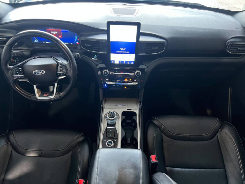2021 Ford Explorer ST
