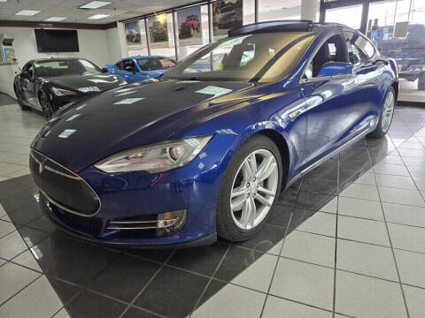 2015 Tesla Model S 70D