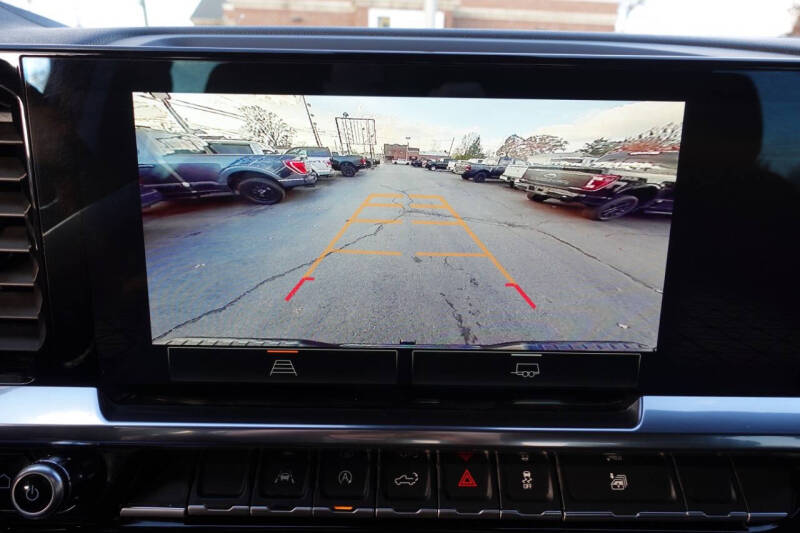 2025 GMC Sierra 1500 Elevation Standard