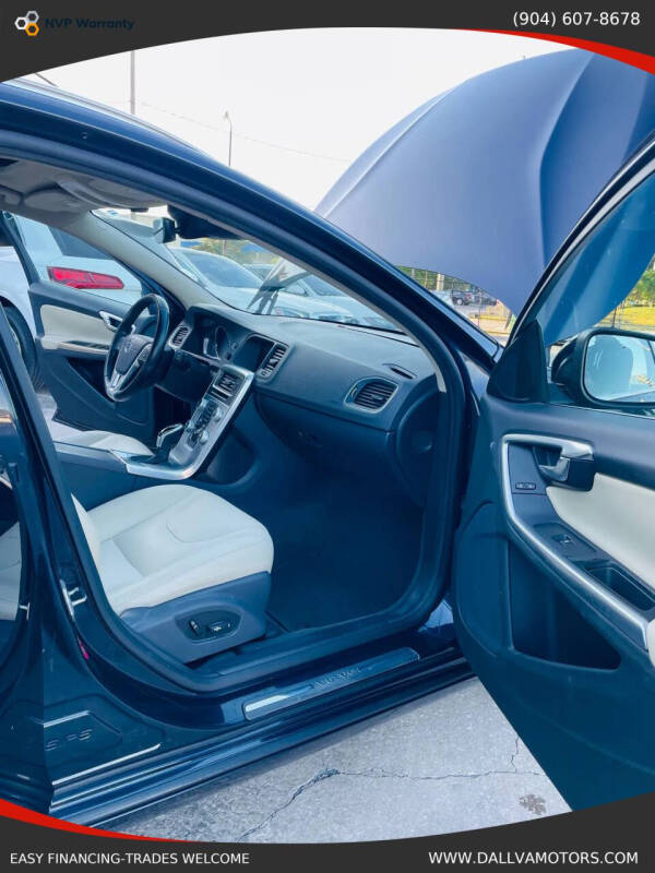 2017 Volvo V60 T5 Premier