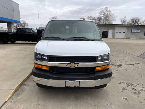 2024 Chevrolet Express 2500